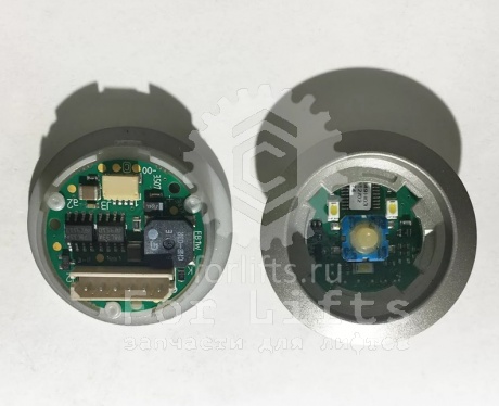 Базовый элемент кноп вызова KSS ободок пластик серебро PB/DC/FC янтарная KM804342G10 KONE